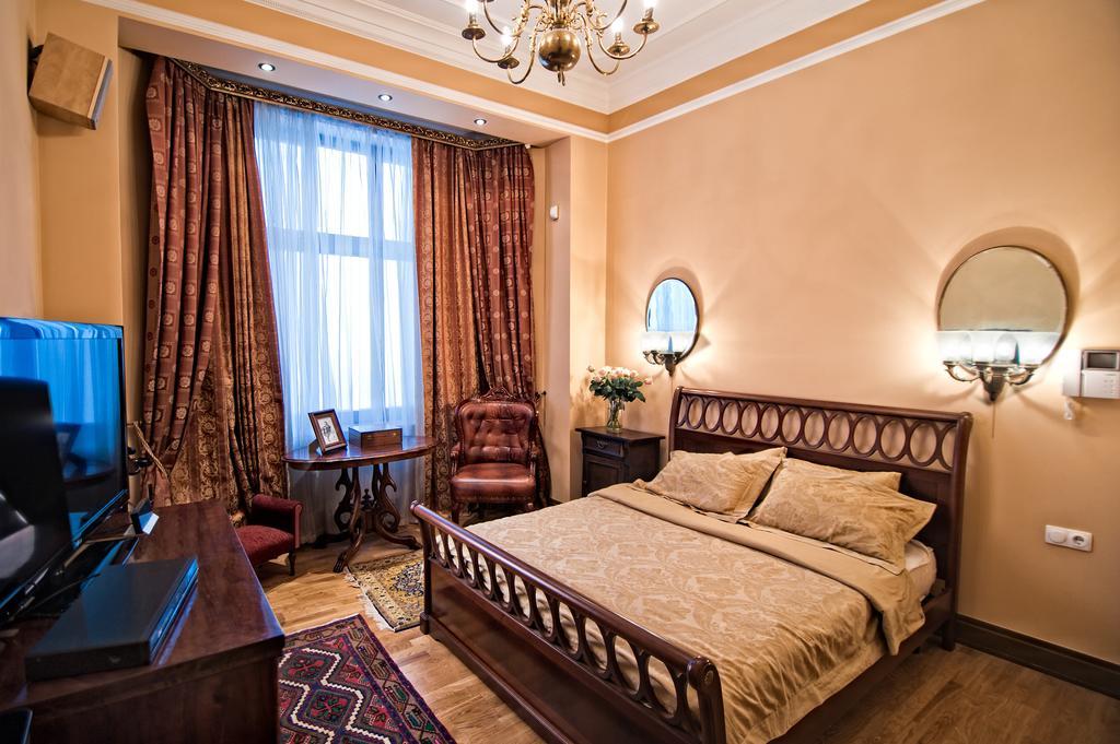British Club Lviv 호텔 외부 사진